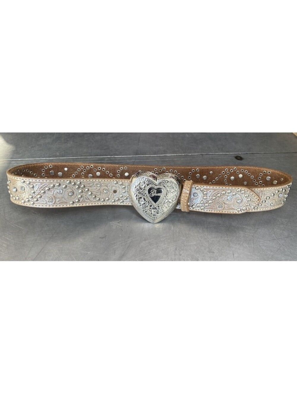 Vtg Y2K GUESS 100% Leather Western Cowgirl Rhinestone Heart Buckle belt Medium